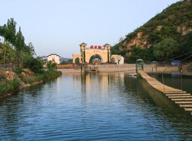 河南林州万泉湖